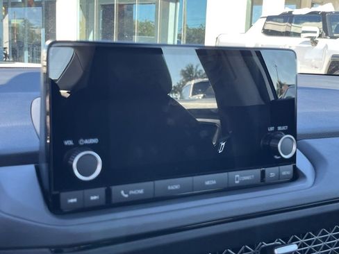 New 2025 Honda Accord SE image 13