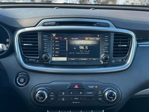 Used 2016 Kia Sorento SX w/ SXL Technology Package image 17