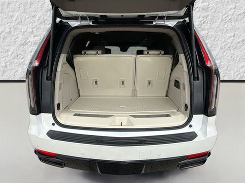 Used 2024 Cadillac Escalade Sport Platinum w/ LPO, ONYX Package AWD/4WD image 12