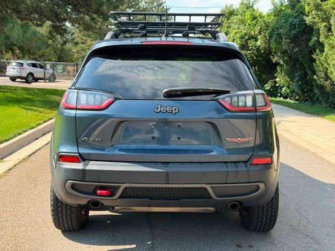 Used 2019 Jeep Cherokee Trailhawk w/ Cold Weather Group AWD/4WD image 4