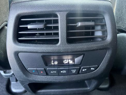 Used 2022 Honda Pilot Sport image 27