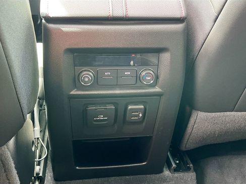 Used 2023 Chevrolet Traverse RS w/ LPO, Cargo Package image 27