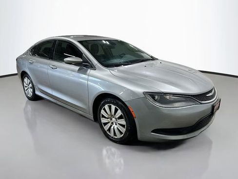 Used 2016 Chrysler 200 LX image 5