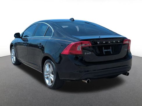 Used 2013 Volvo S60 T5 FWD image 4