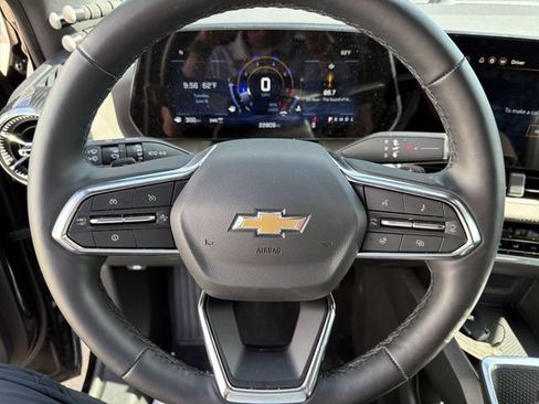 Used 2026 Chevrolet Equinox LT w/ Convenience Package II AWD/4WD image 16