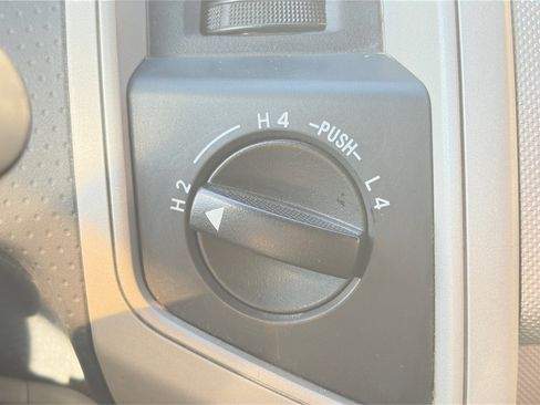 Used 2010 Toyota Tacoma 4x4 Regular Cab w/ SR5 Pkg #1 image 18