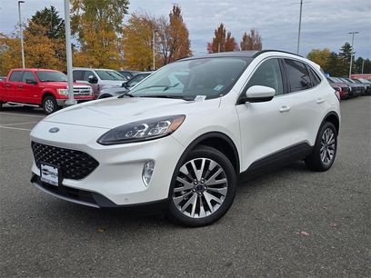 Used 2022 Ford Escape Titanium w/ Class II Trailer Tow Package