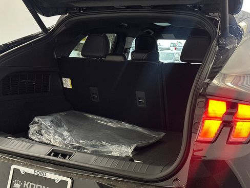 New 2025 Ford Mustang Mach-E GT image 9