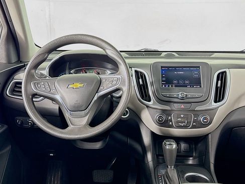 Used 2021 Chevrolet Equinox LT FWD image 22