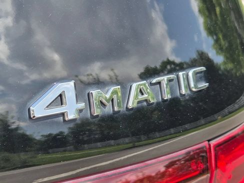 Used 2021 Mercedes-Benz GLB 250 4MATIC image 8