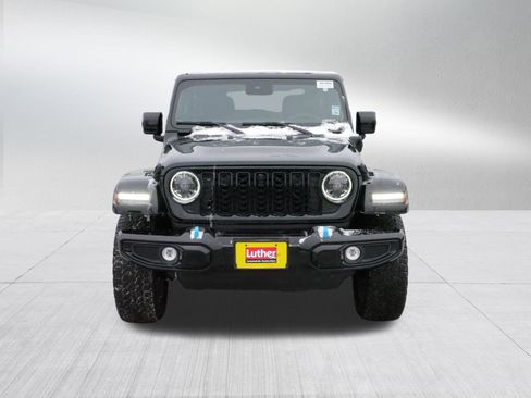 Used 2024 Jeep Wrangler High Altitude image 2