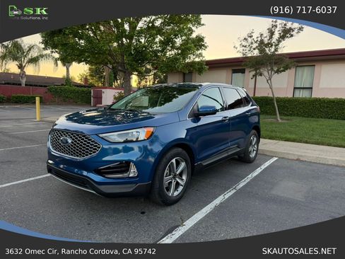 Used 2023 Ford Edge SEL w/ Convenience Package image 5