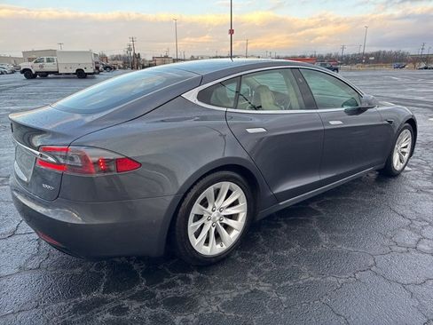 Used 2017 Tesla Model S 100D image 4