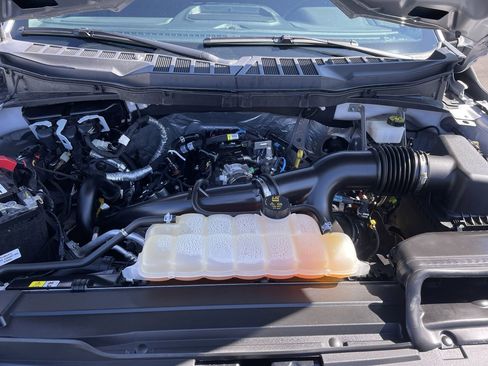 Used 2021 Ford F150 XLT w/ Equipment Group 302A High image 15