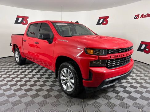 Used 2020 Chevrolet Silverado 1500 Custom w/ Custom Value Package AWD/4WD image 10