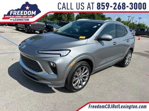 Used 2024 Buick Encore GX Avenir w/ Avenir Technology Package AWD/4WD image 1