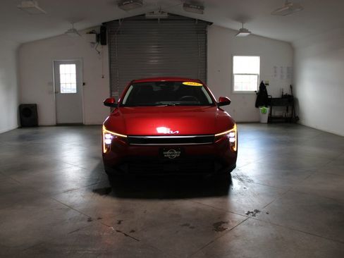 Used 2025 Kia K4 FWD image 47
