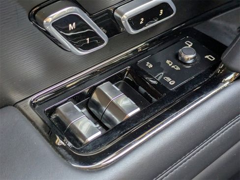 Used 2025 Land Rover Range Rover Sport Dynamic SE image 26