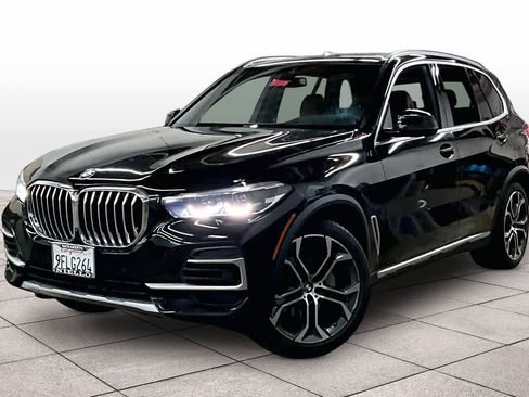 Used 2023 BMW X5 xDrive40i w/ Premium Package image 1