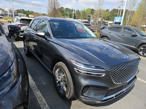 Used 2024 Genesis GV70 2.5T w/ Select Package image 3