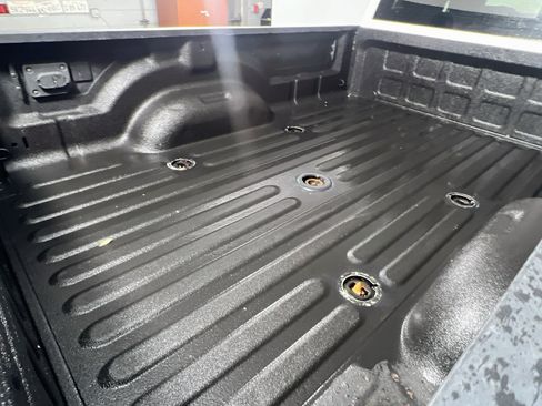 Used 2024 RAM 3500 Big Horn AWD/4WD image 33