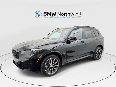 New 2026 BMW X5 xDrive40i w/ M Sport Package AWD/4WD image 1