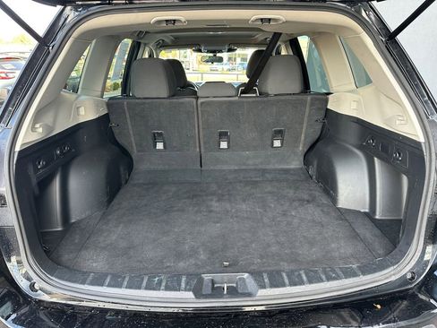 Used 2022 Subaru Forester Premium image 28