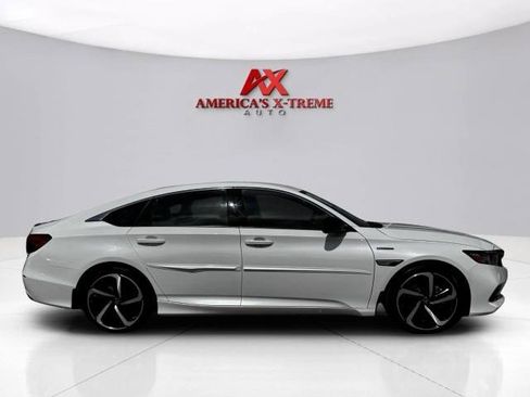 Used 2022 Honda Accord Sport image 6