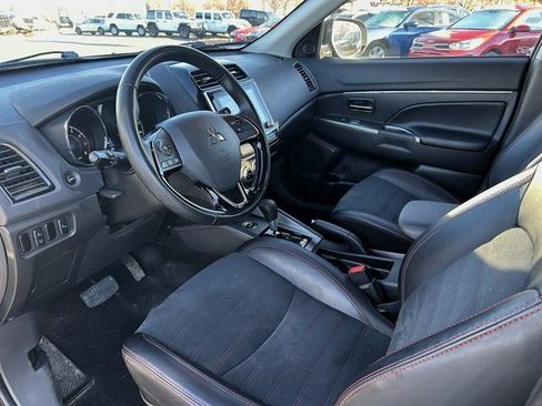 Used 2024 Mitsubishi Outlander Sport ES image 25