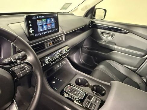 Used 2025 Honda Pilot EX-L image 26