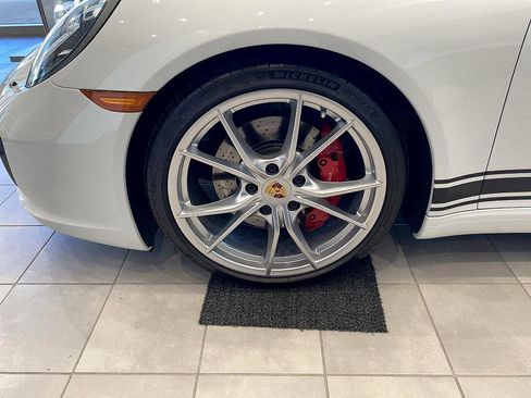 Used 2017 Porsche 911 Carrera S image 7