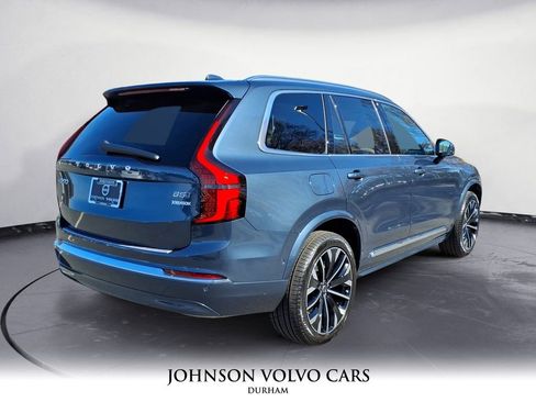 New 2026 Volvo XC90 B5 Ultra image 3