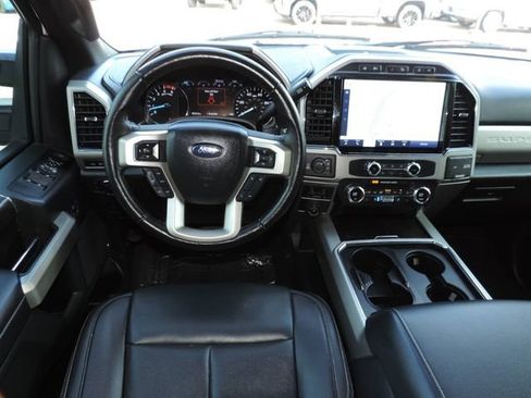 Used 2022 Ford F250 Lariat w/ Tremor Off-Road Package AWD/4WD image 27