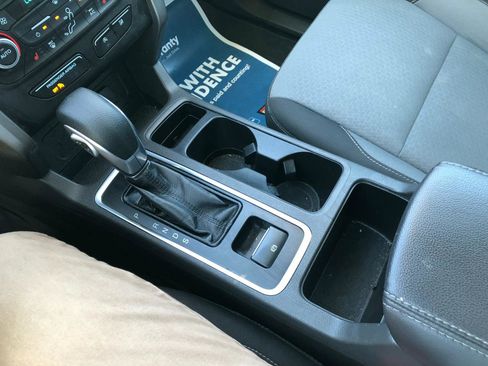 Used 2018 Ford Escape SE w/ SE Sync 3 Package AWD/4WD image 30