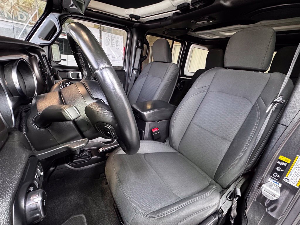 Used 2021 Jeep Wrangler Unlimited Sport AWD/4WD image 19
