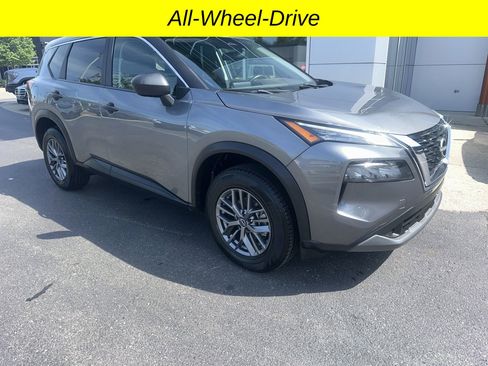Used 2023 Nissan Rogue S AWD/4WD image 1