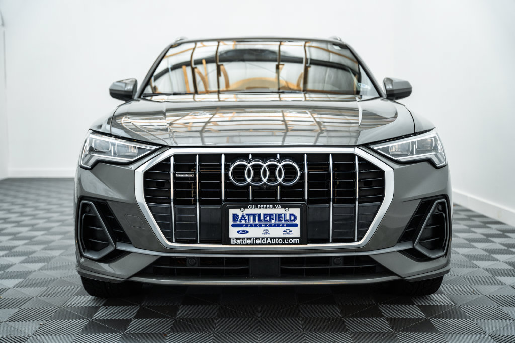 Used 2020 Audi Q3 2.0T Prestige w/ Prestige Package AWD/4WD image 2