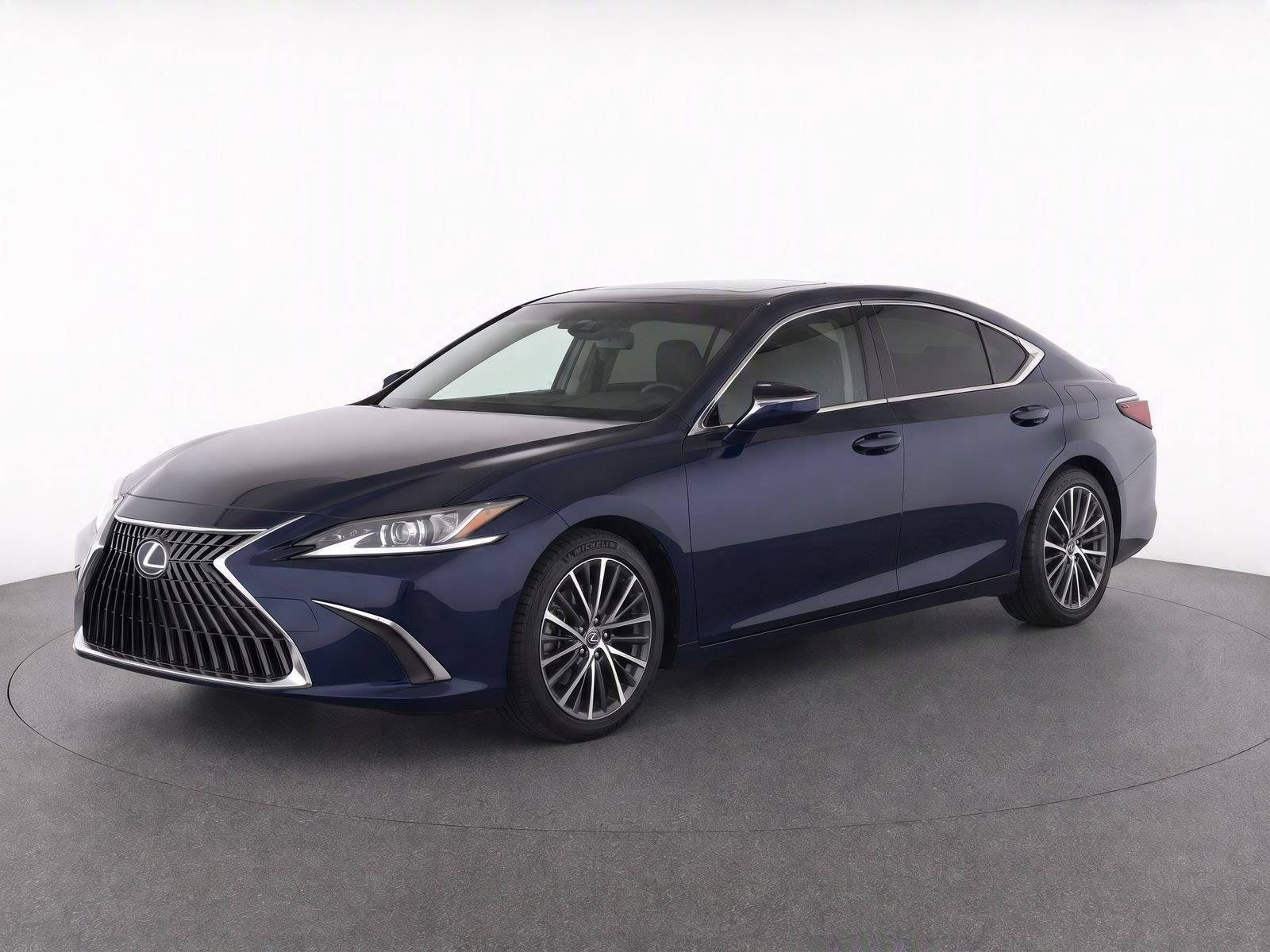 Used 2024 Lexus ES 350 w/ Premium Package FWD image 2
