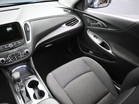 Certified 2024 Chevrolet Malibu LT image 12