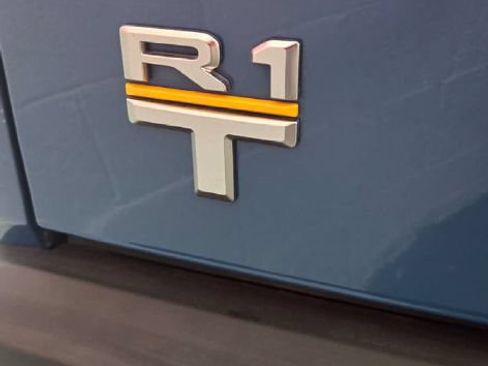 Used 2022 Rivian R1T Adventure AWD/4WD image 17