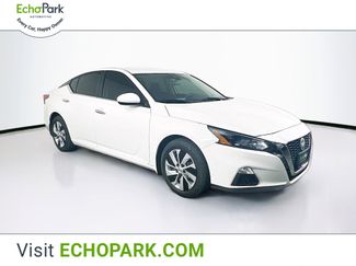 Used 2022 Nissan Altima 2.5 S image 1