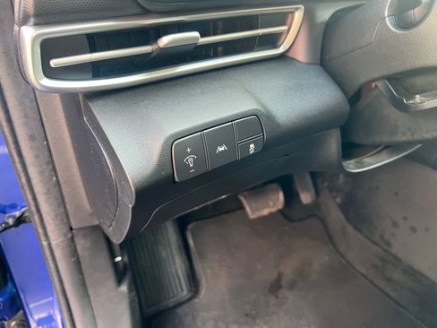 Used 2023 Hyundai Elantra SEL image 24