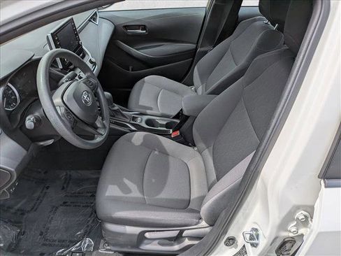 Used 2020 Toyota Corolla LE FWD image 19