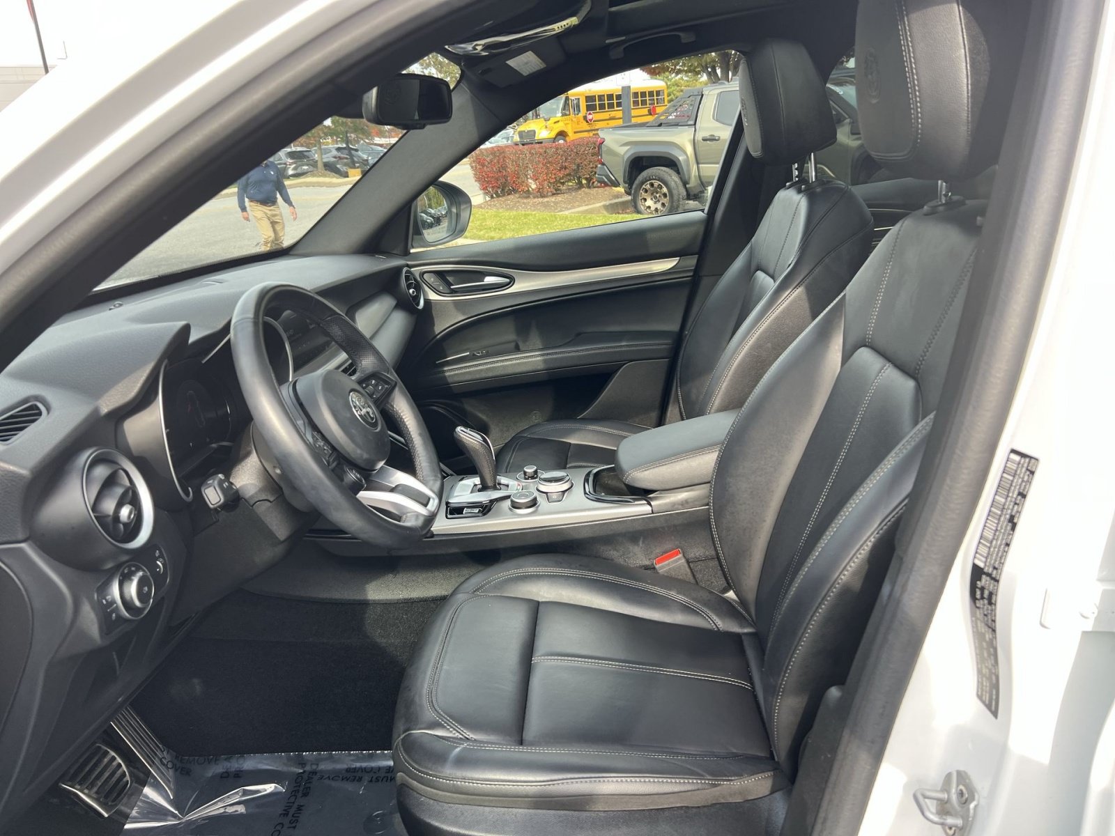 Used 2024 Alfa Romeo Stelvio Ti w/ Active Assist Plus Package AWD/4WD image 13