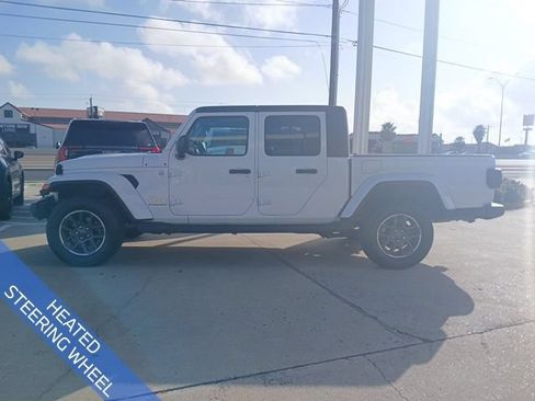 Used 2023 Jeep Gladiator Overland w/ Popular Equipment Package AWD/4WD image 6