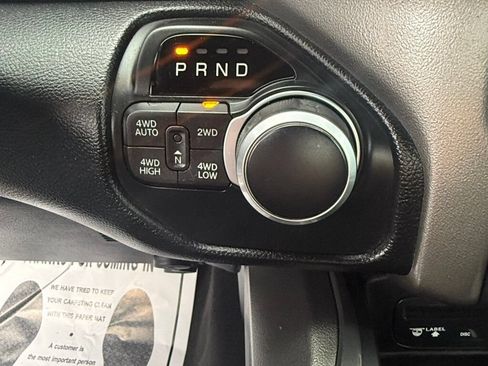 Used 2019 RAM 1500 Big Horn AWD/4WD image 42