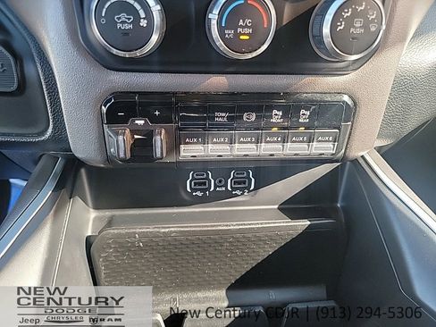 Used 2020 RAM 2500 Big Horn w/ Level 1 Equipment Group AWD/4WD image 13