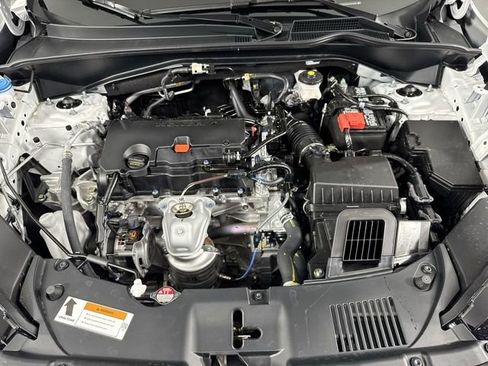 Certified 2026 Honda HR-V LX image 28