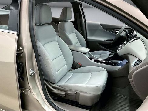 Used 2022 Chevrolet Malibu LS w/ LPO, Convenience Package 2 FWD image 28