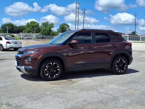 Used 2023 Chevrolet TrailBlazer LT FWD image 16
